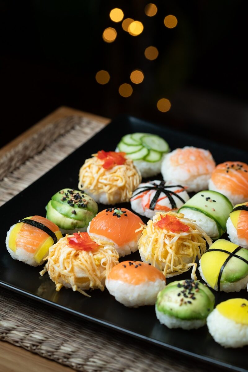 Sushi con Verdure Avvolti in Alghe Marine