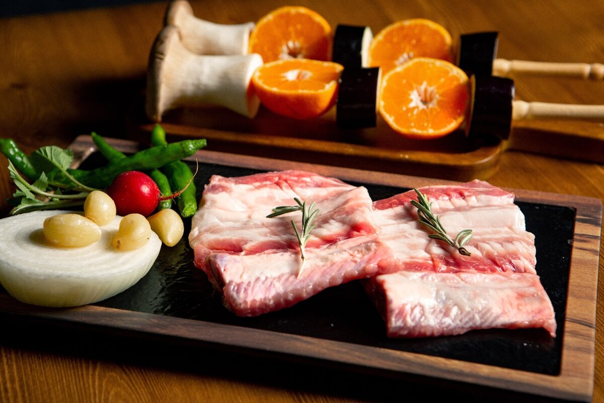 Costolette d’agnello (Magiata sia Parte Magra che Grassa)