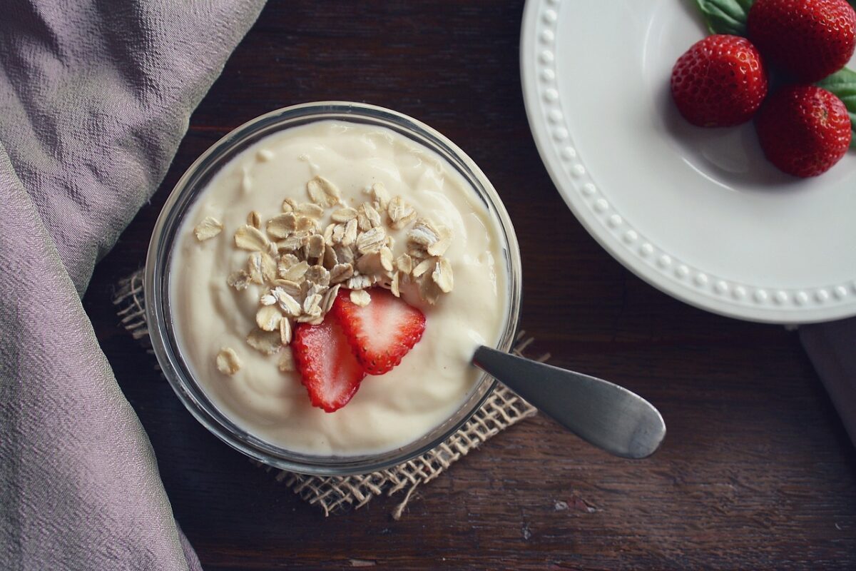 Yogurt al Naturale (Latte Intero)