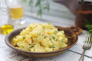 Insalata di patate al verde