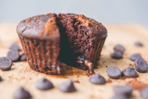 Muffin alle mele e cioccolato senza glutine