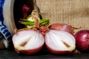 onions, red, tan, vegetable onions, cut open, raw, essential oils, antibacterial, shell, vegetables, food, onions, onions, onions, onions, onions, essential oils, essential oils, essential oils, essential oils, antibacterial, vegetables, vegetables, vegetables, food, food