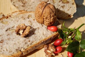 Pane alle noci senza glutine: soffice, fragrante e fatto in casa