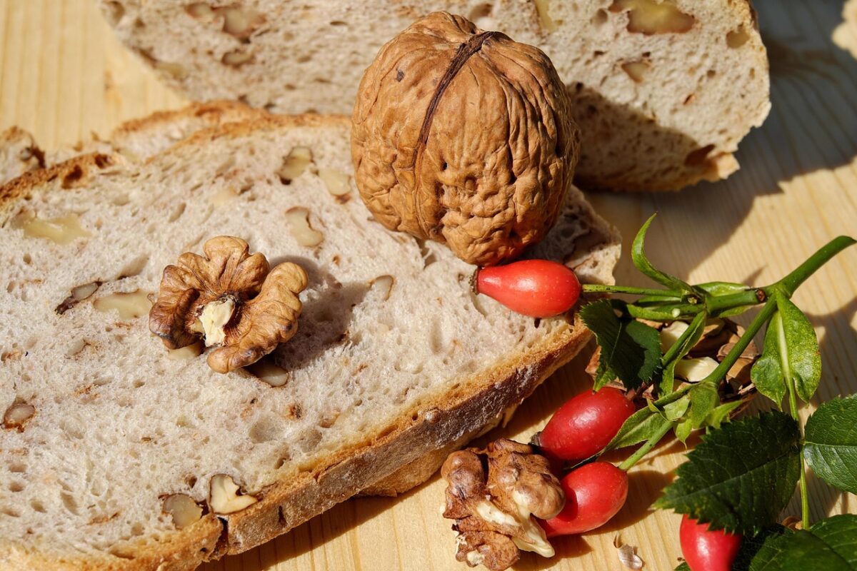 Pane alle noci senza glutine: soffice, fragrante e fatto in casa Pane alle noci senza glutine: soffice, fragrante e fatto in casa