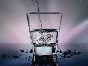 water, glass, liquid, wet, refreshment, diamond, splash, nature, water glass, drop of water, fresh, light effect, blow, gems, luxury, wealth, ice cubes, diamond shape, drink, drinking glass, sparkling water