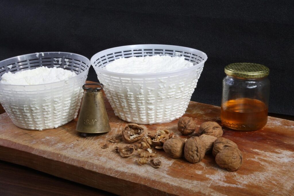 Galleria foto 'Cheesecake salata senza glutine con ricotta e pecorino' - foto 2