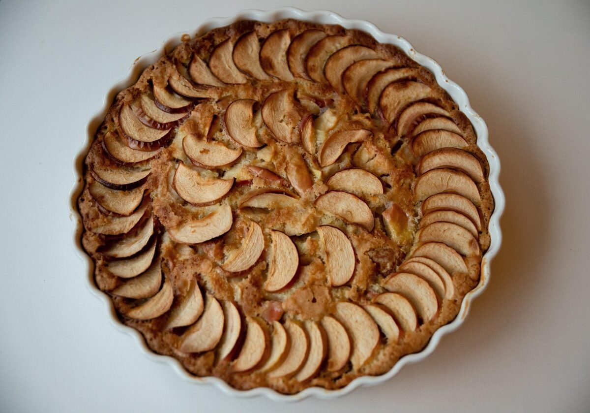 Torta di mele gluten free e sugar free, e si prepara in 5 minuti! Torta di mele gluten free e sugar free, e si prepara in 5 minuti!