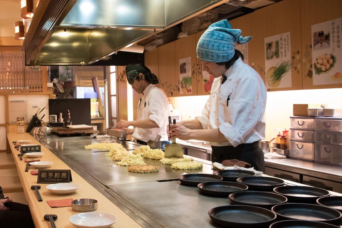 Okonomiyaki senza glutine (versione giapponese con cavolo)