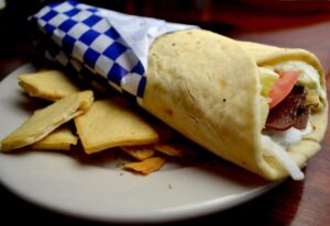 Pita gyros vegana con tofu (senza glutine)